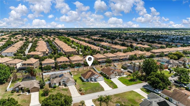 437 VIA DEL SOL DRIVE, Davenport, FL 33896