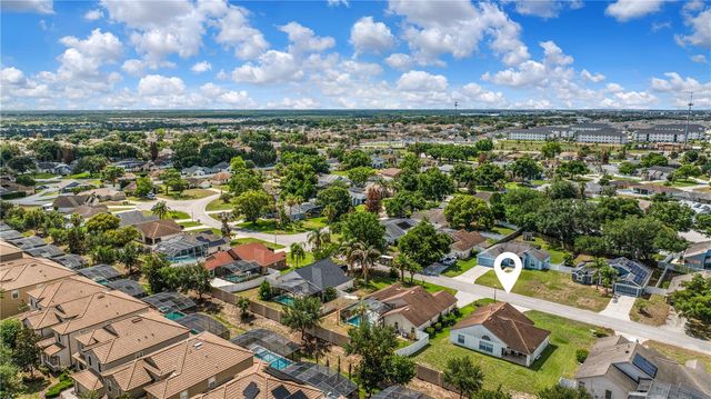 437 VIA DEL SOL DRIVE, Davenport, FL 33896