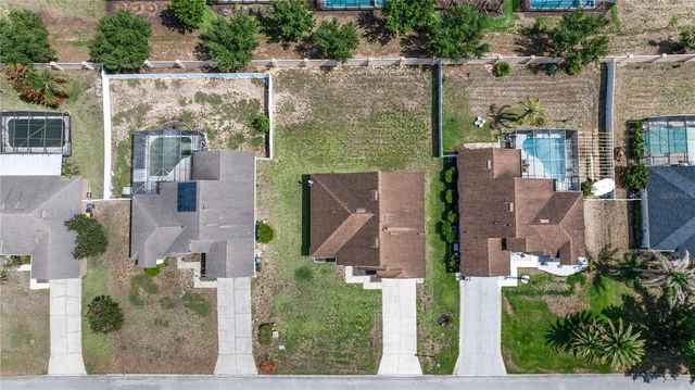 437 VIA DEL SOL DRIVE, Davenport, FL 33896