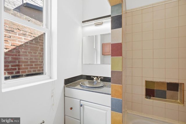 1128 PARK RD NW, Washington, DC 20010