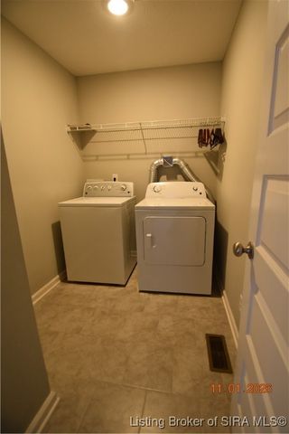 3801 Petunia Court, Jeffersonville, IN 47130