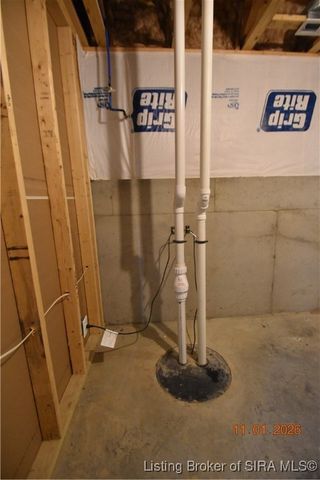 3801 Petunia Court, Jeffersonville, IN 47130