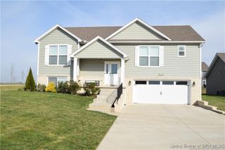 3801 Petunia Court, Jeffersonville, IN 47130
