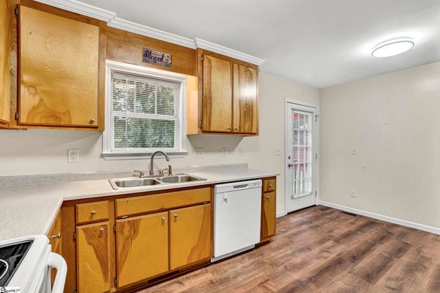 608 Ruddy Creek Circle, Greer, SC 29651