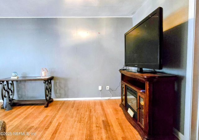 6234 ALEXON Drive, Jacksonville, FL 32210