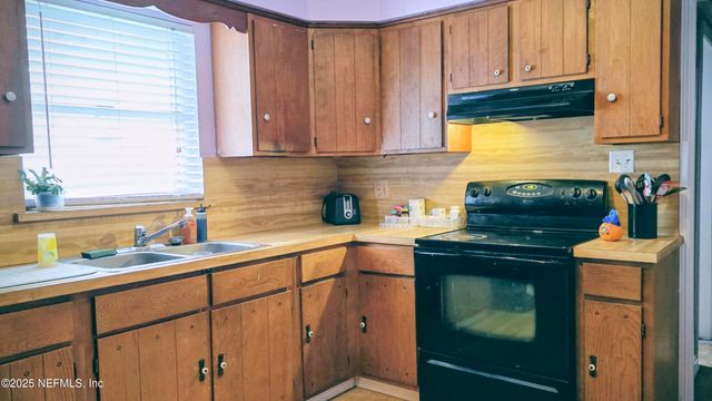 6234 ALEXON Drive, Jacksonville, FL 32210