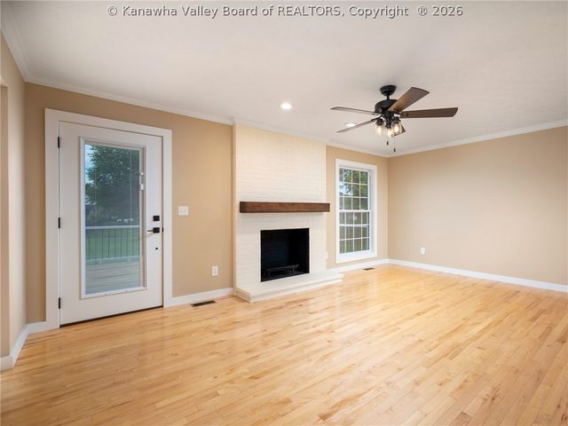 1 Meadow Ridge Drive, Hurricane, WV 25526