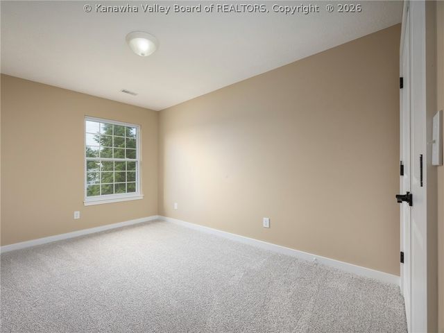1 Meadow Ridge Drive, Hurricane, WV 25526