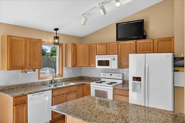732 Marie Court, Delano, MN 55328