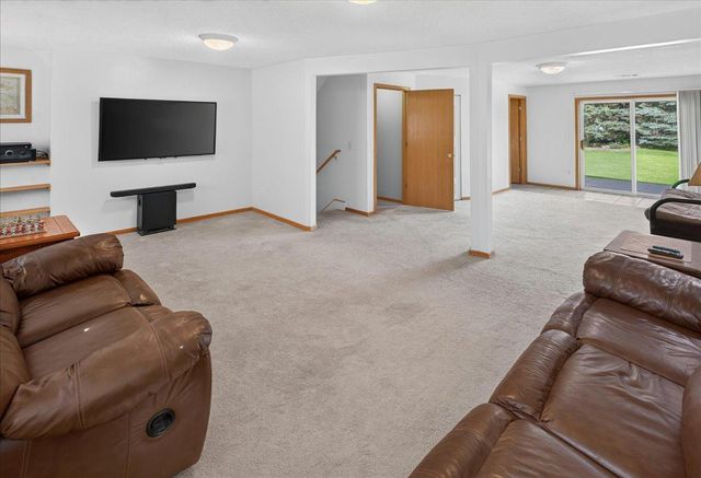 732 Marie Court, Delano, MN 55328