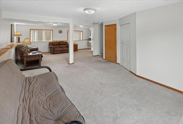 732 Marie Court, Delano, MN 55328