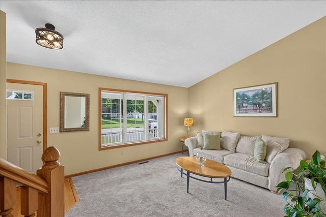 732 Marie Court, Delano, MN 55328