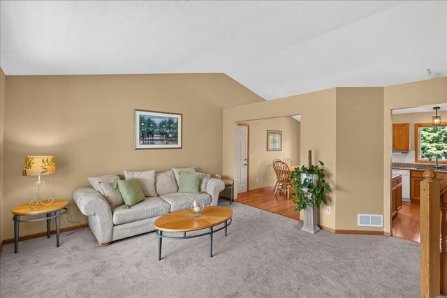 732 Marie Court, Delano, MN 55328