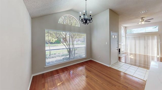 3303 Golden Trails Drive 101, Houston, TX 77345