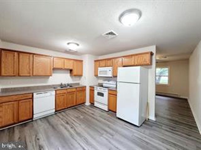 1101 DAVIS ST, Colonial Beach, VA 22443
