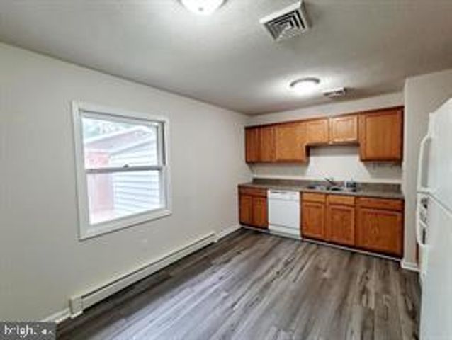 1101 DAVIS ST, Colonial Beach, VA 22443