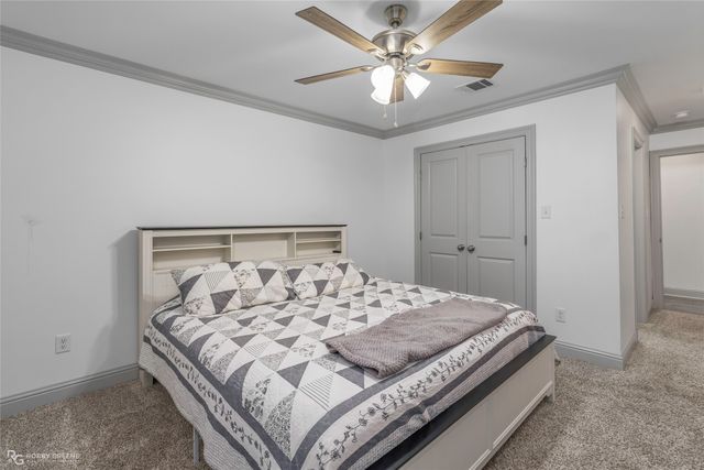 396 Collinswood Drive, Stonewall, LA 71078