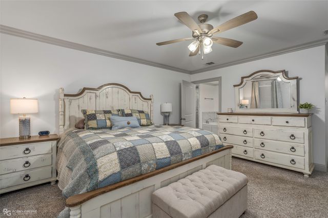 396 Collinswood Drive, Stonewall, LA 71078