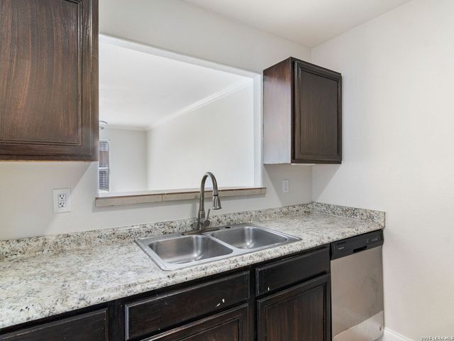 3807 Wetmore Knoll, San Antonio, TX 78247