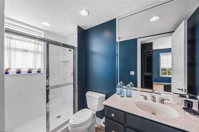 285 Grande WAY 501, Naples, FL 34110