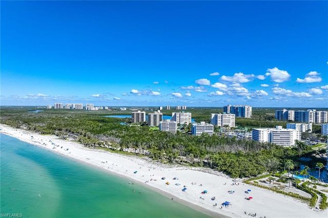 285 Grande WAY 501, Naples, FL 34110