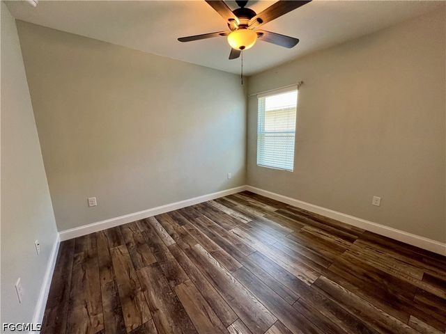 10293 Silver Pond LN, Lehigh Acres, FL 33936