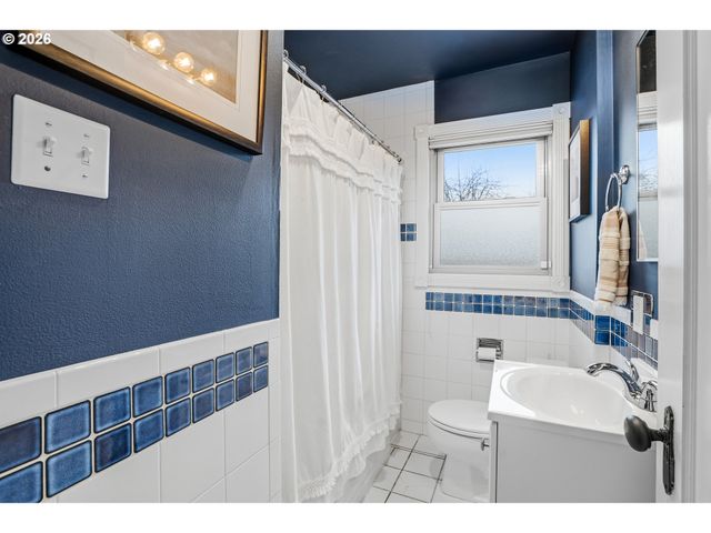 517 N Buffalo St, Portland, OR 97217