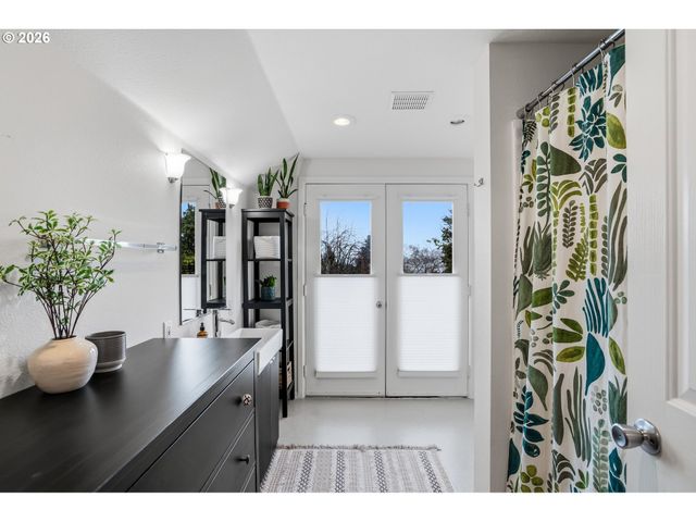 517 N Buffalo St, Portland, OR 97217