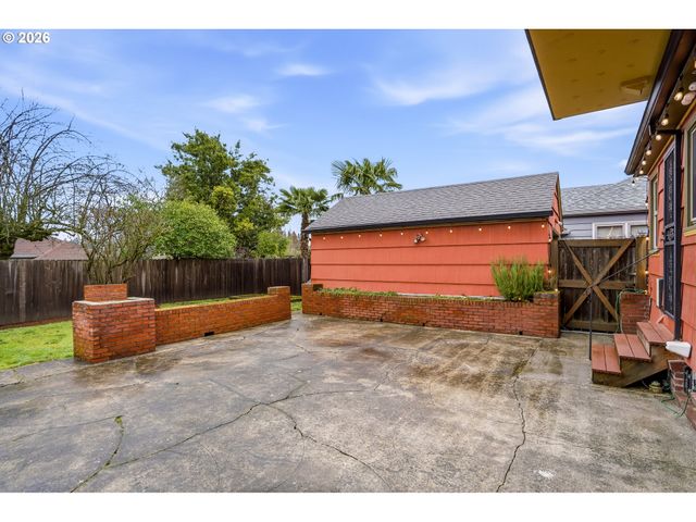 517 N Buffalo St, Portland, OR 97217