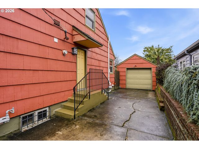 517 N Buffalo St, Portland, OR 97217