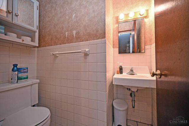 7522 E Miami River Road, Colerain Twp, OH 45247