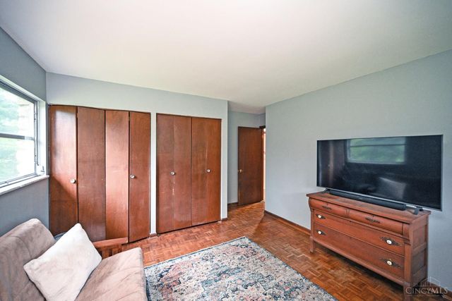 7522 E Miami River Road, Colerain Twp, OH 45247