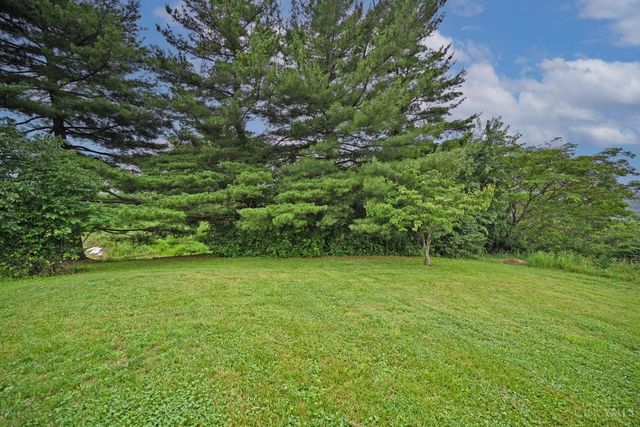 7522 E Miami River Road, Colerain Twp, OH 45247