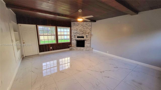 720 NE 5th St 1-1, Hallandale Beach, FL 33009