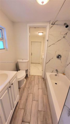 720 NE 5th St 1-1, Hallandale Beach, FL 33009