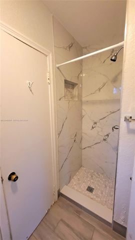 720 NE 5th St 1-1, Hallandale Beach, FL 33009