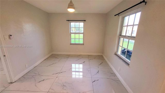 720 NE 5th St 1-1, Hallandale Beach, FL 33009