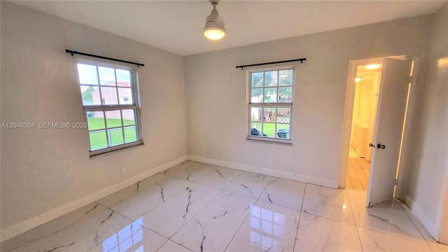 720 NE 5th St 1-1, Hallandale Beach, FL 33009