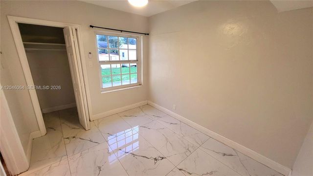 720 NE 5th St 1-1, Hallandale Beach, FL 33009