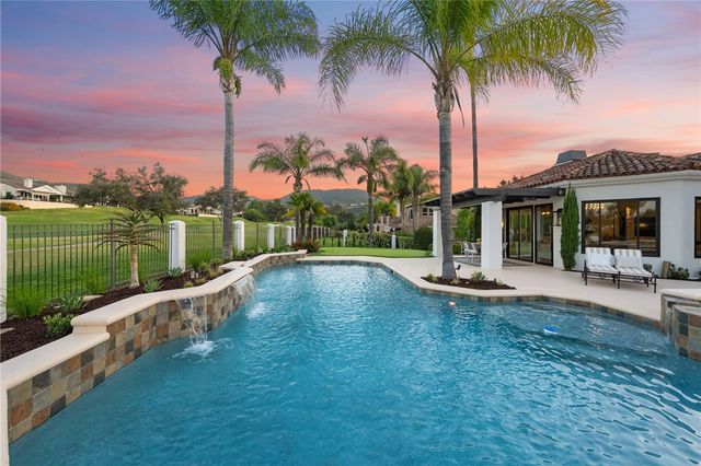 38390 Shoal Creek, Murrieta, CA 92562