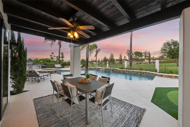 38390 Shoal Creek, Murrieta, CA 92562
