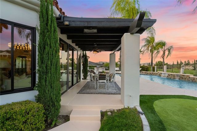 38390 Shoal Creek, Murrieta, CA 92562
