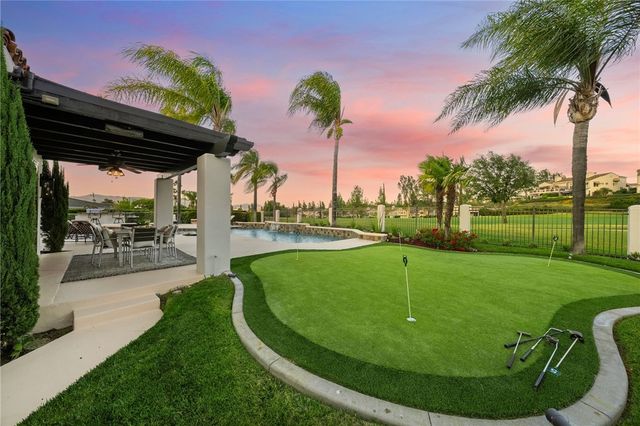 38390 Shoal Creek, Murrieta, CA 92562