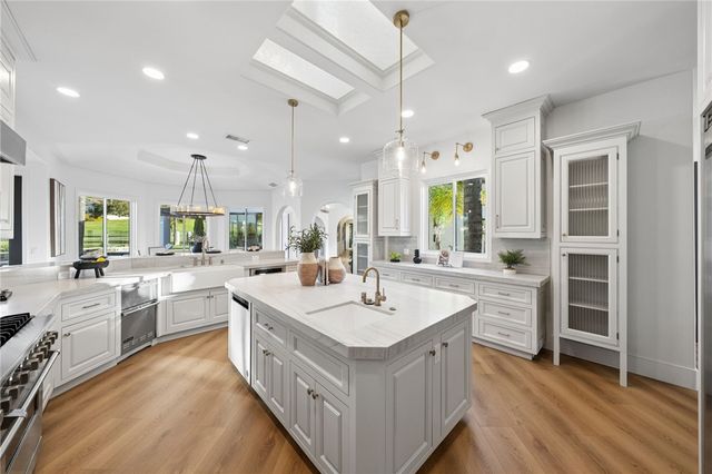 38390 Shoal Creek, Murrieta, CA 92562