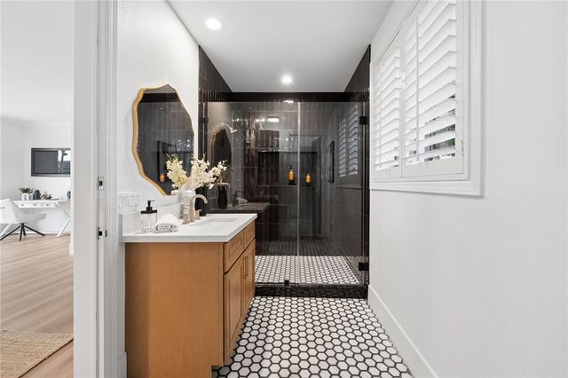 38390 Shoal Creek, Murrieta, CA 92562