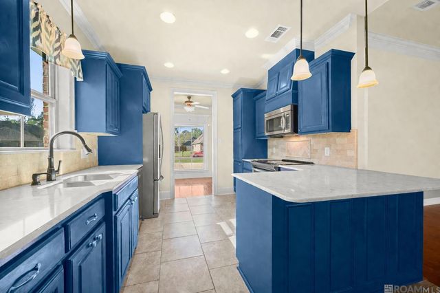 9431 Wyndham Way, Denham Springs, LA 70726