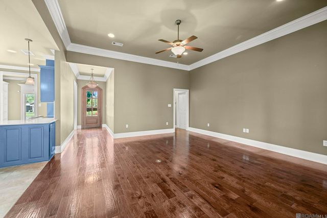 9431 Wyndham Way, Denham Springs, LA 70726