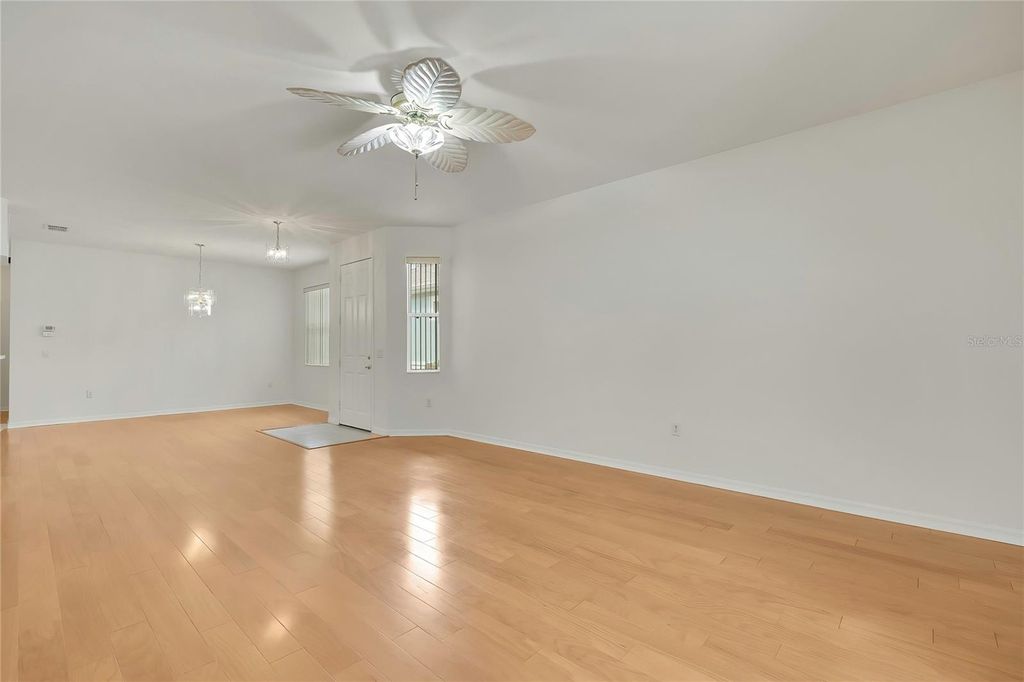 Image 9 of property listing at 8144 AMBERSWEET PLACE, Land O Lakes, FL 34637