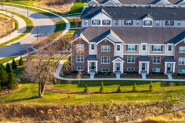 30W130 Wheeler Circle, Warrenville, IL 60563