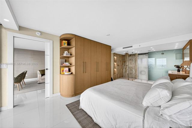 400 S Pointe Dr 1501, Miami Beach, FL 33139